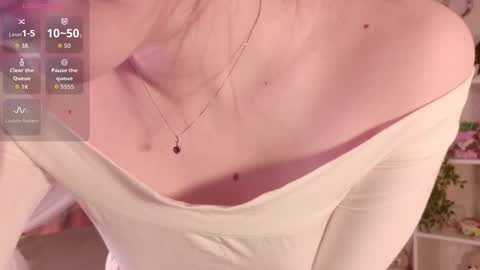 Nicole Moore online show from March 12, 3:49 pm