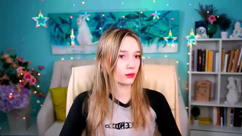 Leslie  next stream in - 29 november 1600 UTC0000 online show from February 15, 12:22 pm