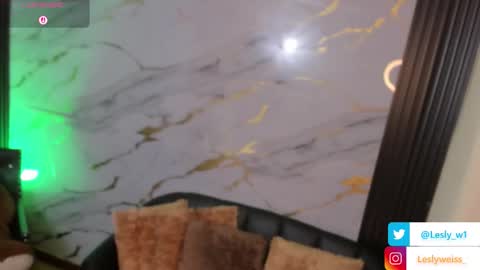 I am here from Monday to Friday from 730 am to 130 pm Colombia time and saturday from 500 am to 1000 am .... Soon Blue page online show from September 24, 10:22 am