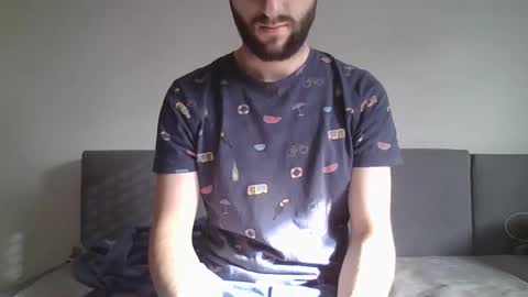 neoglo online show from February 24, 1:36 pm