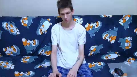 lester_broo online show from June 13, 2:05 pm