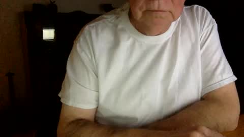 letscum2gether0 online show from December 16, 3:08 am