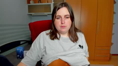 Naomi online show from May 28, 6:55 am