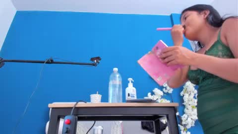 Maria Jose online show from June 4, 11:05 am