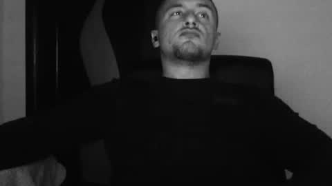 lev1ngston online show from September 23, 1:32 am