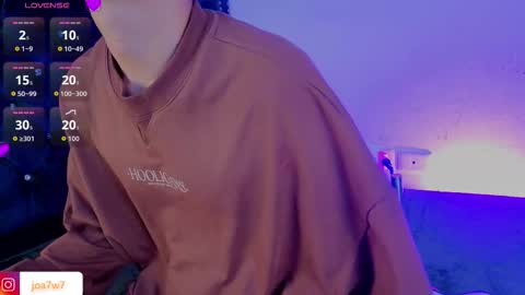 Levi  online show from March 26, 8:36 pm