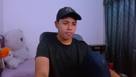      0600AM-1200PM - online show from November 27, 10:17 pm