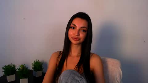 Alexia online show from May 24, 2:12 pm