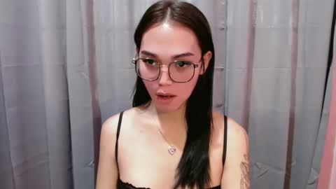 lexibabe_ online show from May 21, 6:20 am