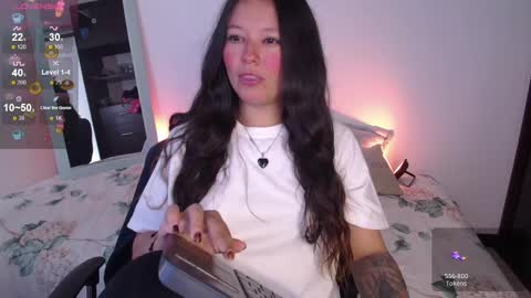 Snapshot of lexie_babe chatting on September 14, 5:14 pm Lexie Thompson   8pm  0000am -5 online show from September 14, 5:14 pm