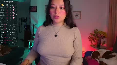 Snapshot of lexie_babe chatting on February 17, 10:18 am Lexie Thompson   8pm  0000am -5 online show from February 17, 10:18 am