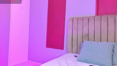 lexielancaster cr online show from July 13, 8:34 pm