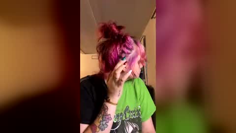 lexiestar22 online show from June 28, 1:23 am