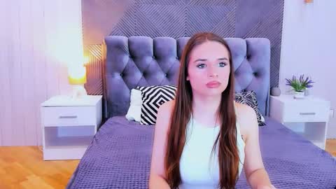 lexirayne online show from November 4, 3:02 pm