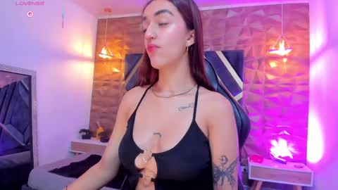 lexivie_ online show from September 16, 11:19 pm