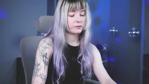 Lexi Wenford NO NUDE GODDESS online show from March 24, 3:34 am