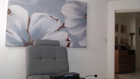 LEXX  BUSTER online show from January 7, 6:56 pm