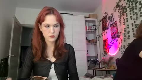 lexxie and Leo online show from March 12, 12:36 pm