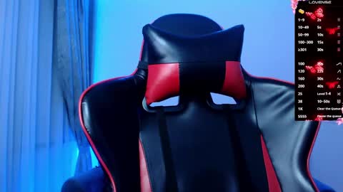 Lexy Davis online show from February 9, 11:15 pm