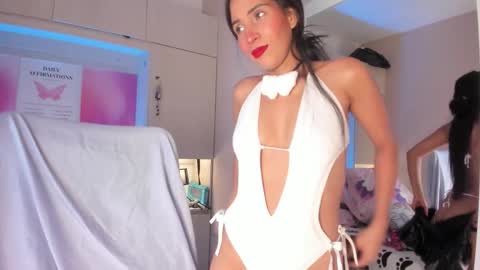 L I A  online show from February 17, 4:11 am