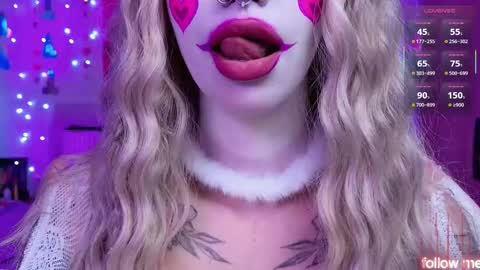 LEA online show from February 14, 2:42 pm