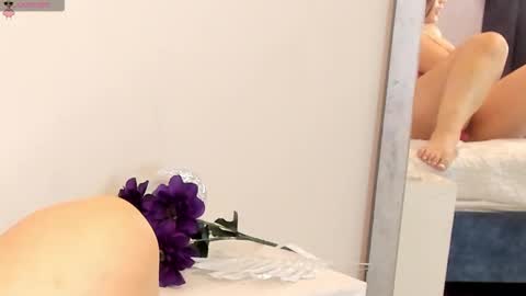 leyla woods online show from November 27, 12:46 pm