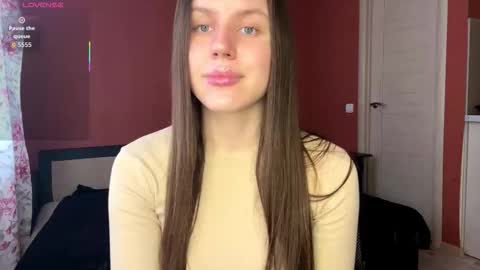 Adeline Di or just cute girl3 online show from February 23, 7:43 am