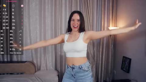 Adeline Di or just cute girl3 online show from December 16, 7:15 am