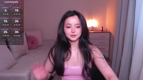 L I A online show from January 10, 12:43 pm