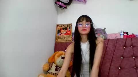 Lia Johnson online show from March 6, 5:28 am