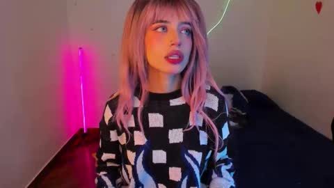 lia_leandro888 online show from January 8, 2:23 pm