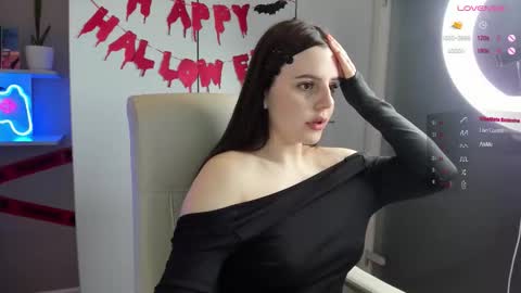 Lia online show from October 26, 7:53 am