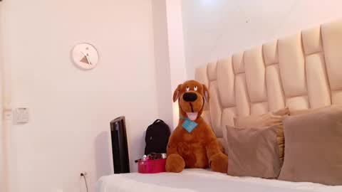 lia_mariana online show from September 16, 6:22 pm