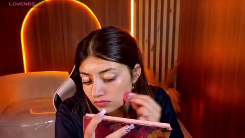 Online 1400 - 2100 online show from April 19, 2:56 am