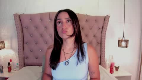 lia_sofiia online show from May 6, 9:04 am