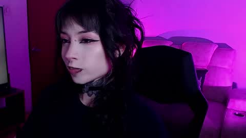 Liaa  online show from November 27, 2:30 am