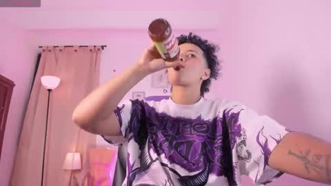 liaa moretzz online show from March 18, 2:28 am