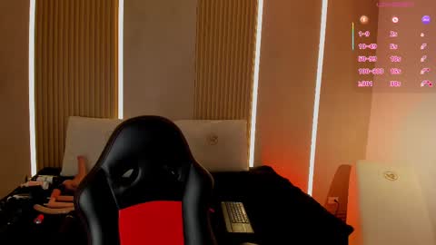 Liah online show from November 20, 8:06 pm