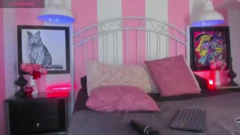 ---Liah--- online show from April 25, 10:07 pm