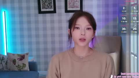 lialilia online show from May 13, 9:52 am