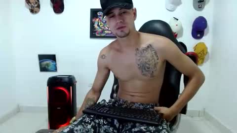 Andres online show from May 24, 11:11 pm