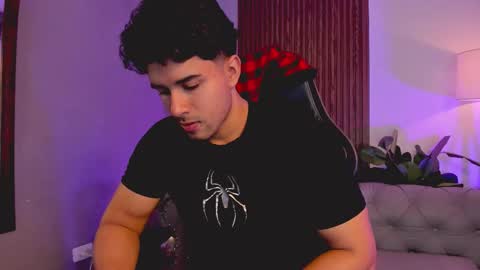 Liam Collins online show from December 16, 12:00 pm