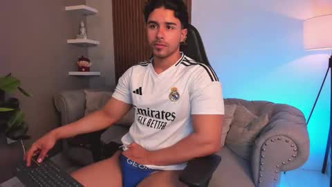 Liam Collins online show from March 4, 11:51 am