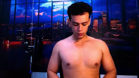 Liam Rosetti online show from November 28, 4:42 am