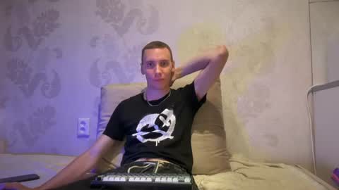 Liam Shadow online show from July 14, 4:23 pm