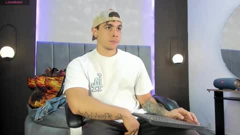 Liam online show from October 28, 11:06 pm