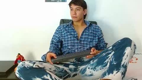 liamxul online show from February 20, 7:27 pm