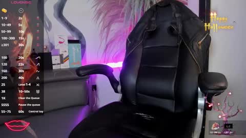 LiamDeep online show from October 31, 12:44 am