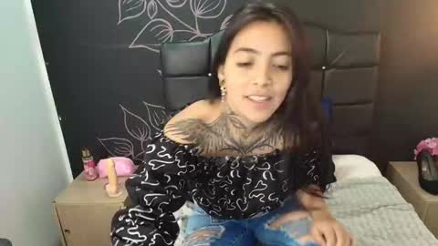 L I A M O N R O E online show from December 17, 12:01 pm