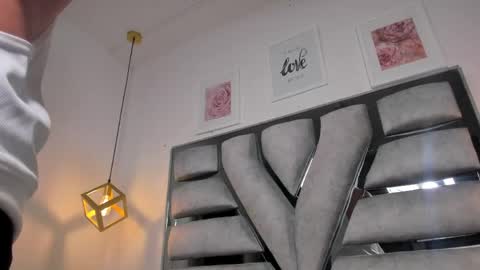 lianfox_ online show from April 20, 12:41 pm